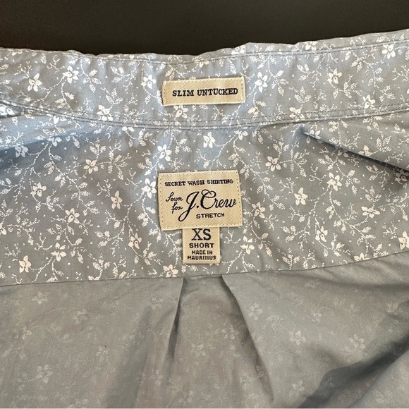 J. Crew Blue Patterned Casual Button Down Shirt - Picture 4 of 4